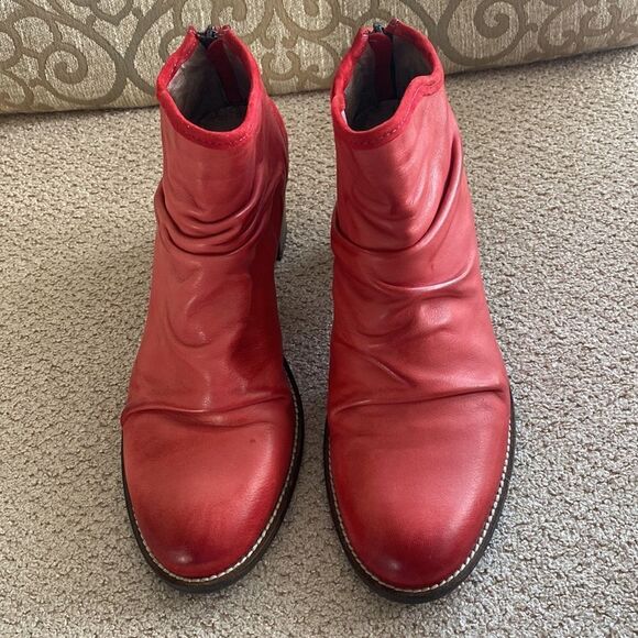 Dkode Red Leather & Suede Gorgeous Ankle Booties Block Heel Women’s Size EU 41 - Picture 2 of 13